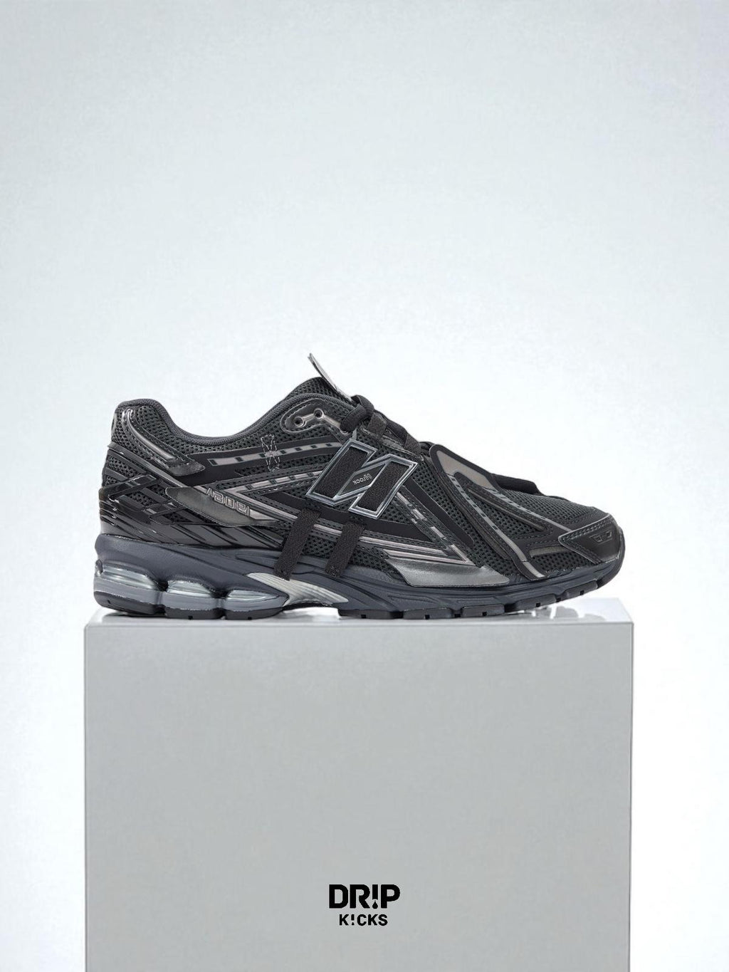 new balance Men 1906 Sneakers black