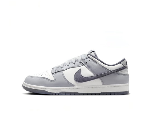 Nikee Sb Dunk Low SE 'Light Carbon'