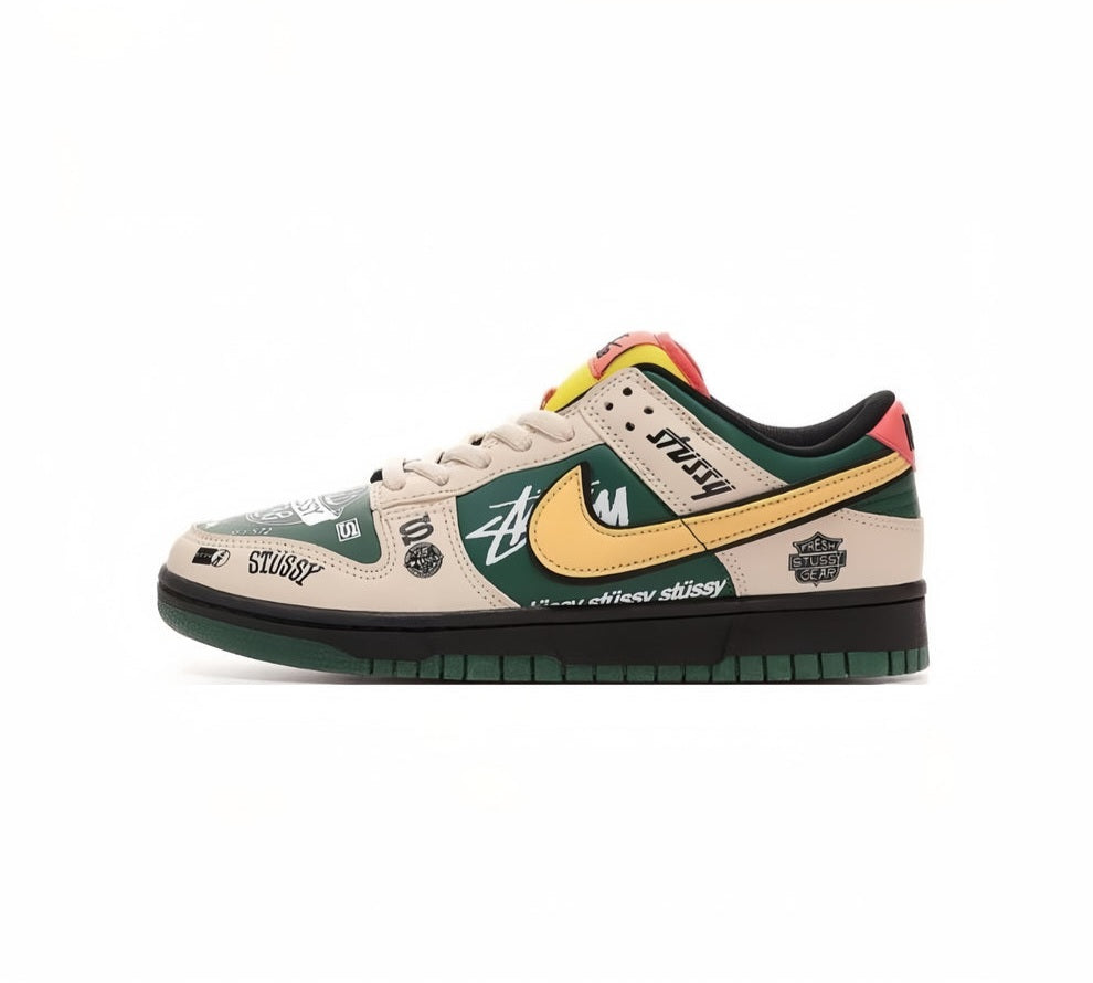 Stussy x Nike Sb Dunk Low