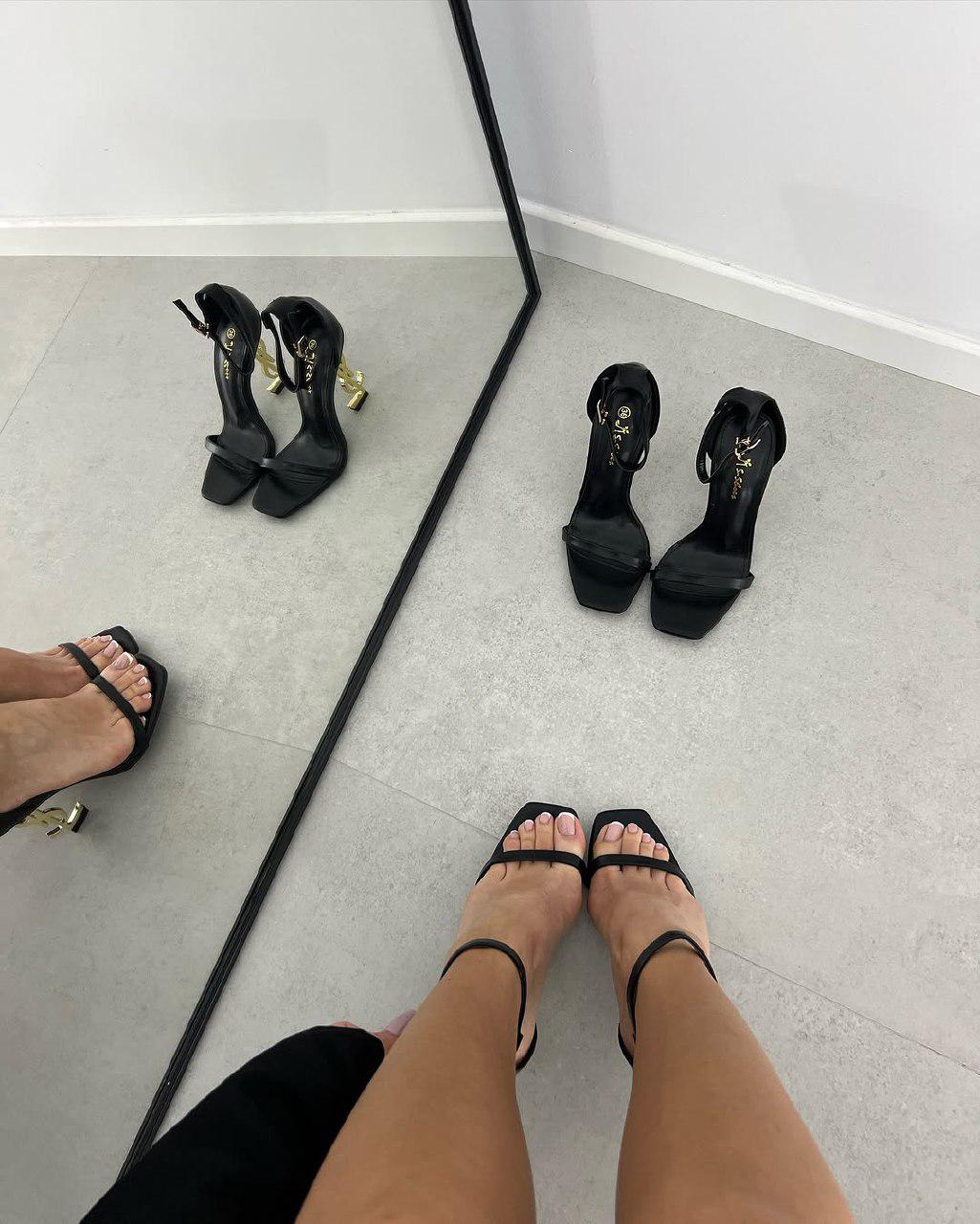 Solo Laurent Black Footwear Women