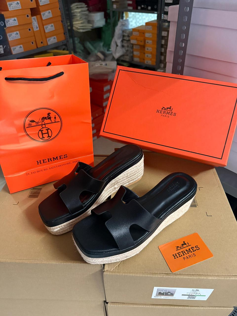 Hermis Brown/Black Footwear Women