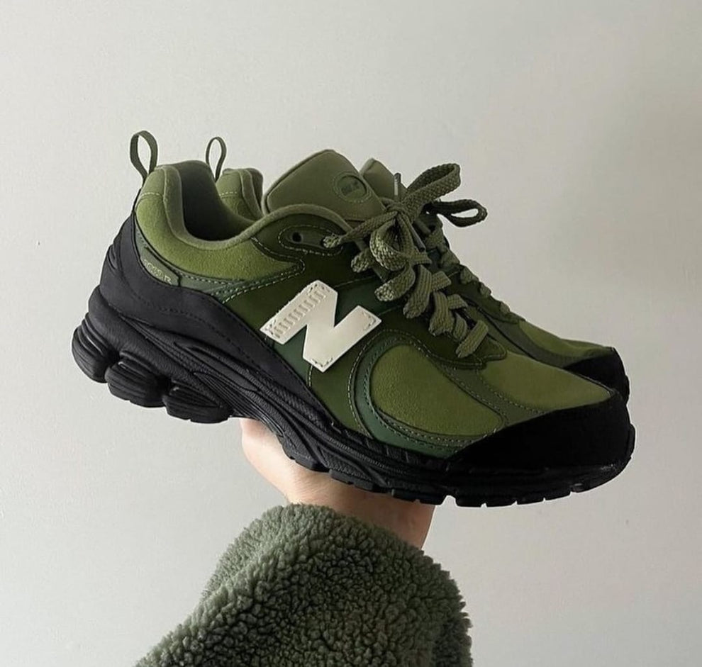 NEW BALANCE 2002R MOSS GREEN X BASEMENT