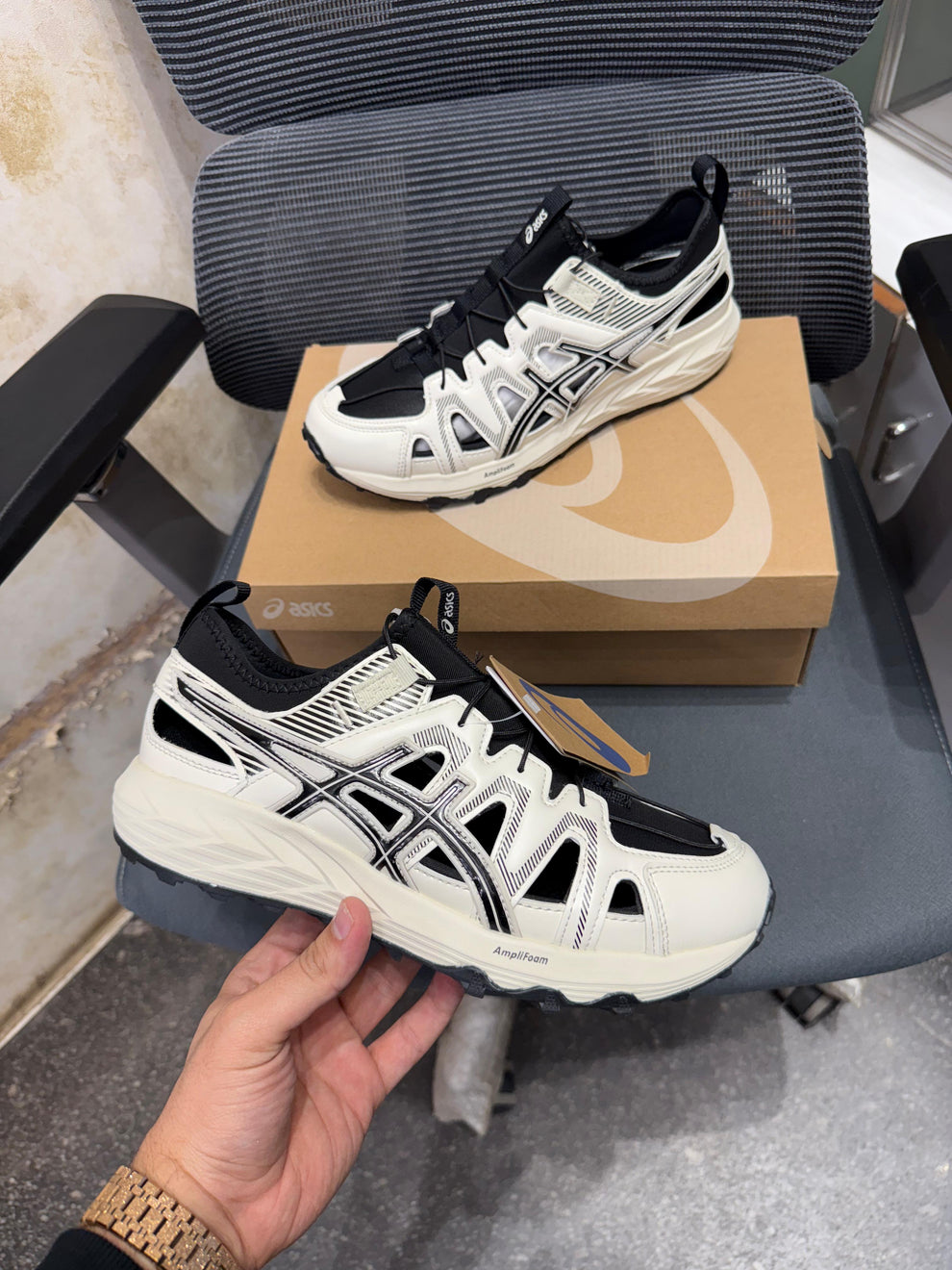 ASICS GEL SOSOMA SE BLACK CREAM