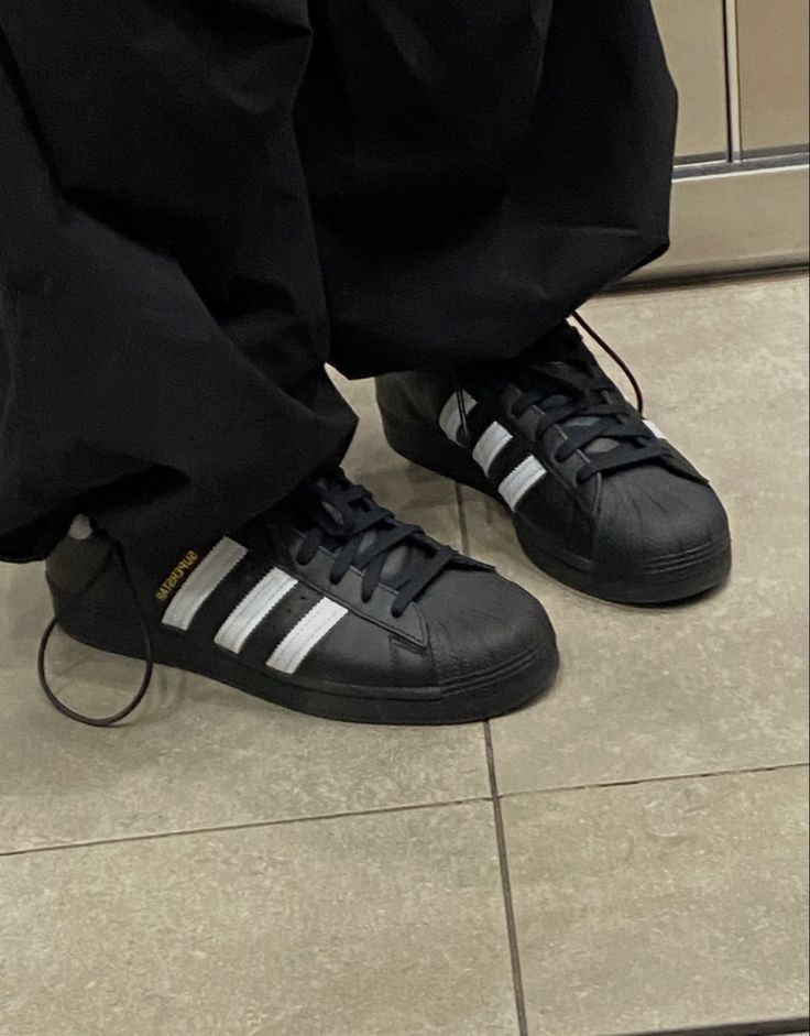 ADIDAS SUPERSTAR BLACK