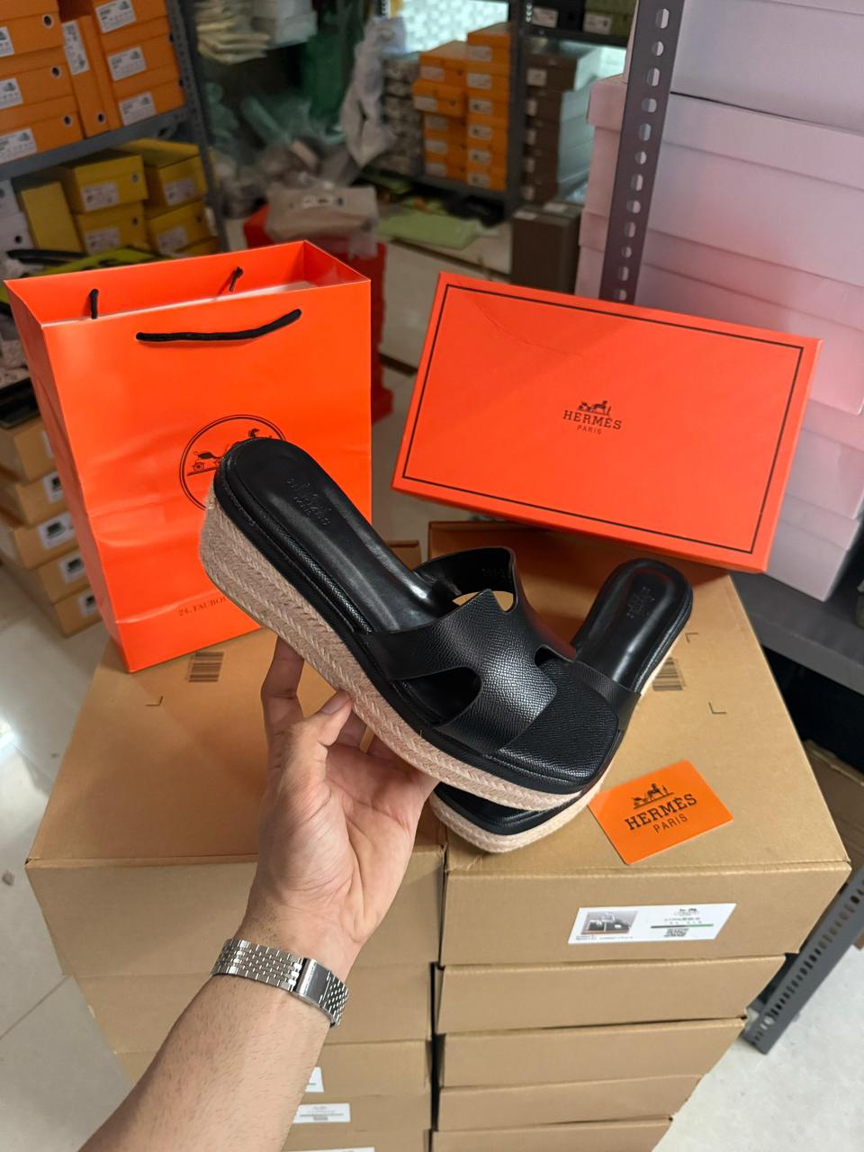 Hermis Brown/Black Footwear Women