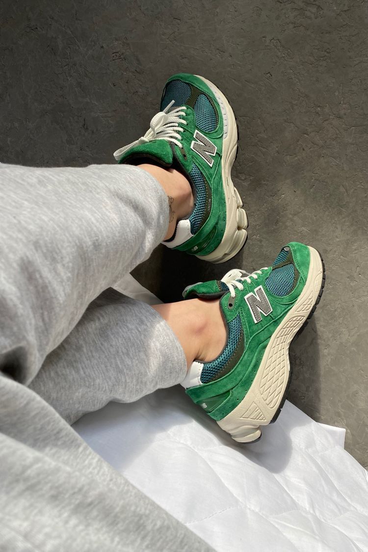 NEW BALANCE 2002R PROTECTION GREEN